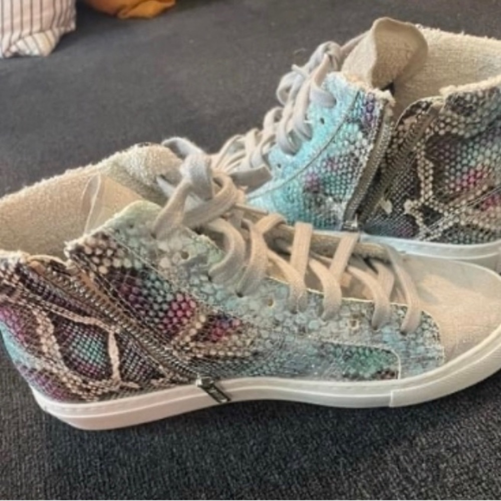 P448 Python Star High Tops - image 1